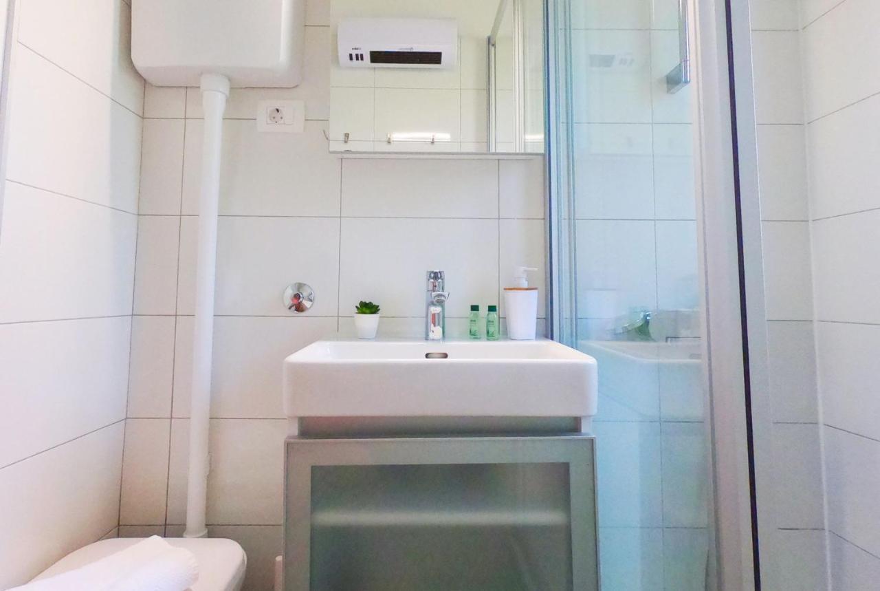 Beachfront Mala Tereza Apartamento *