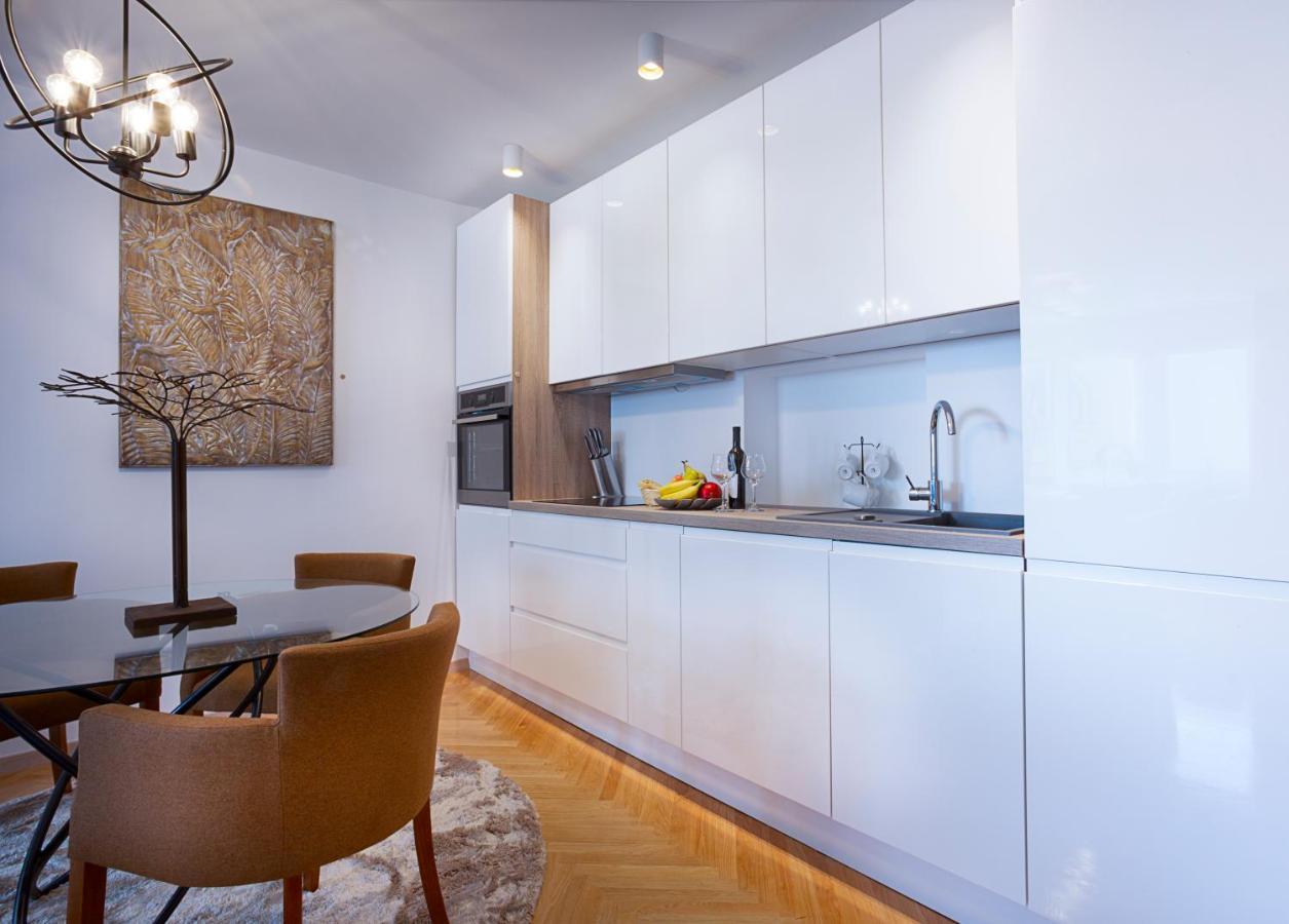 Apartment Deluxe Center Blue *