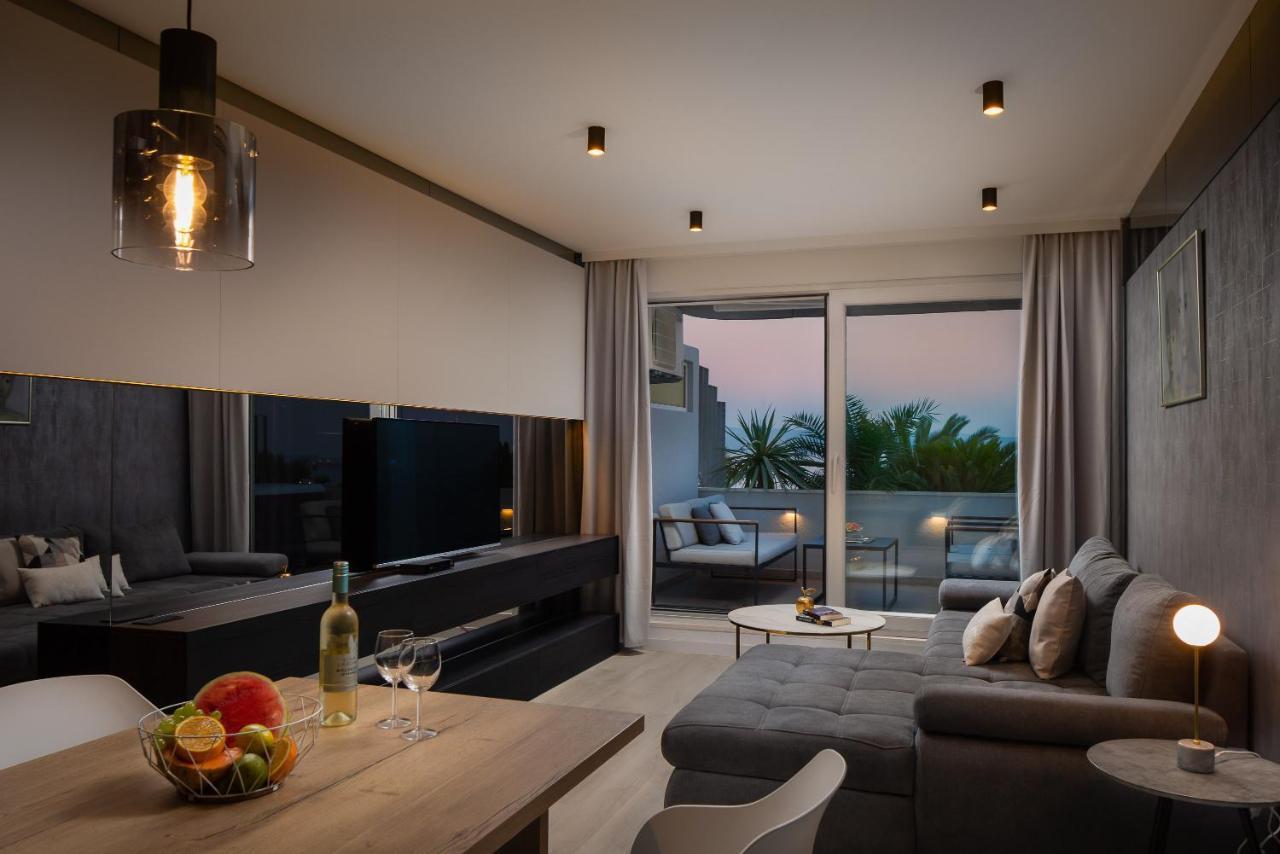 Beachfront Split