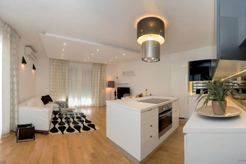 Ensidia Luxury Appartement Split