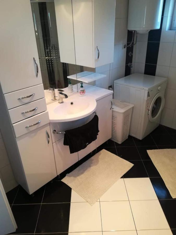 Apartment Dalmatino Split