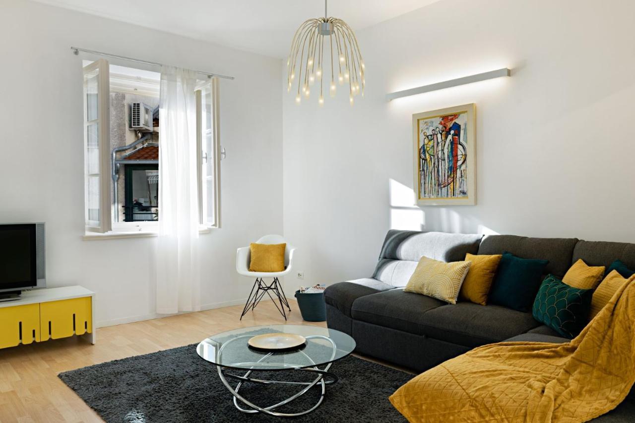 Eltz By Aula Apartment Split