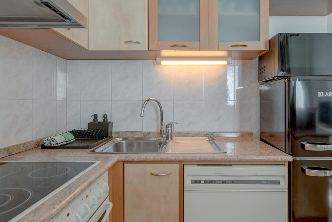 Apartment Riva Lucija *