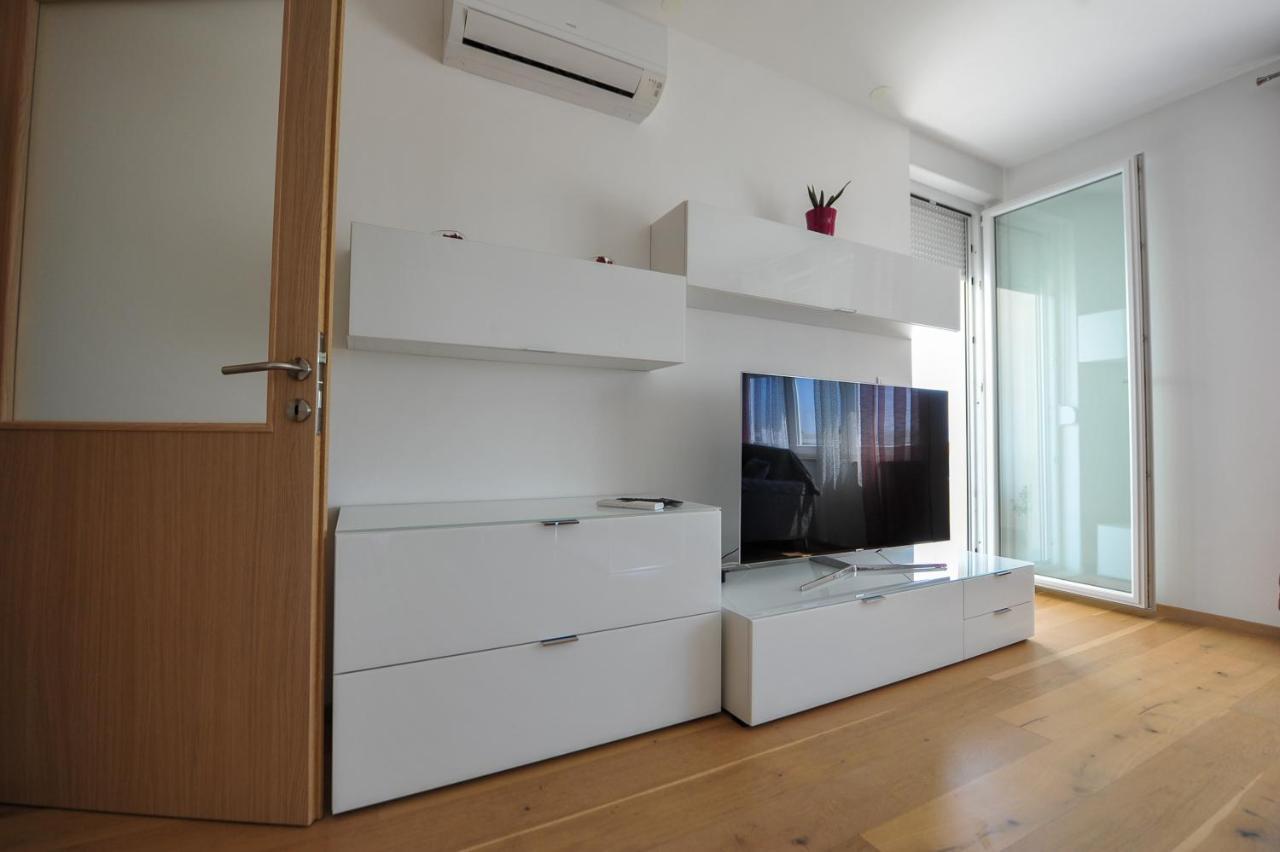 Blue Sky Apartman *