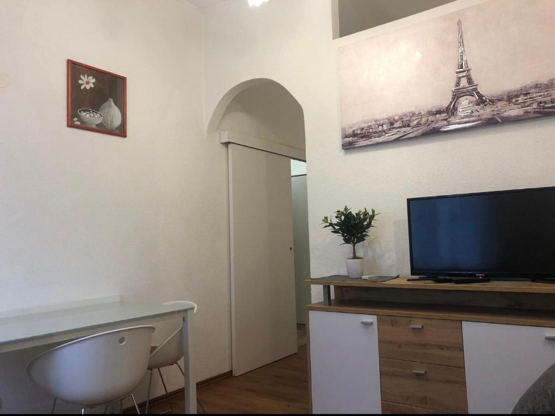 Apartment Lovrekovic *