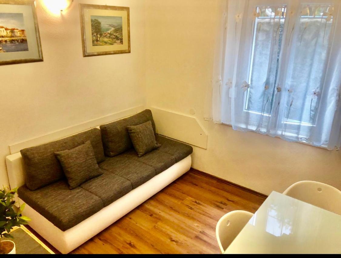Lovrekovic * Split