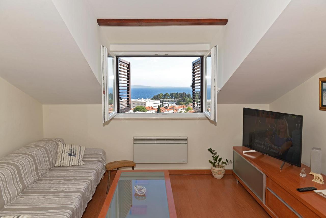 Franka Apartment