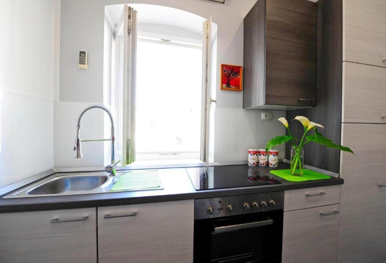 Apartments Bulovic In The Very Center Of Split *