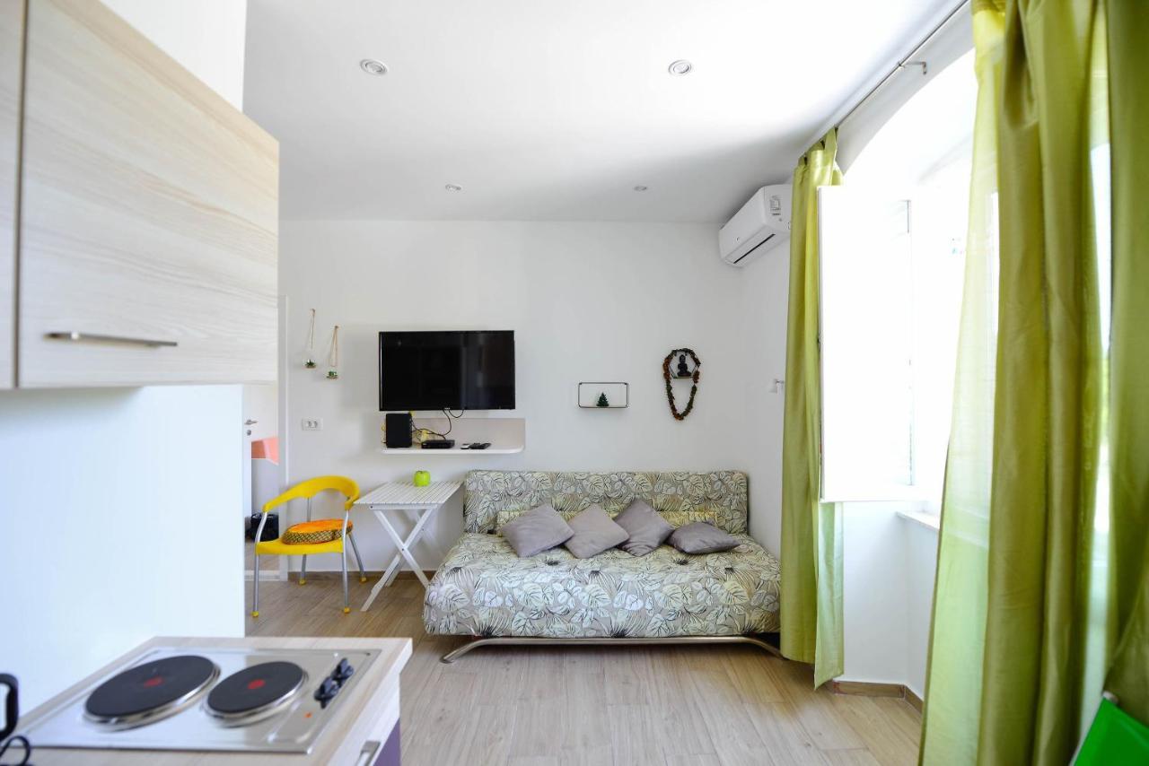 Guest house Apartments Bulovic In The Very Center Of Split Split
