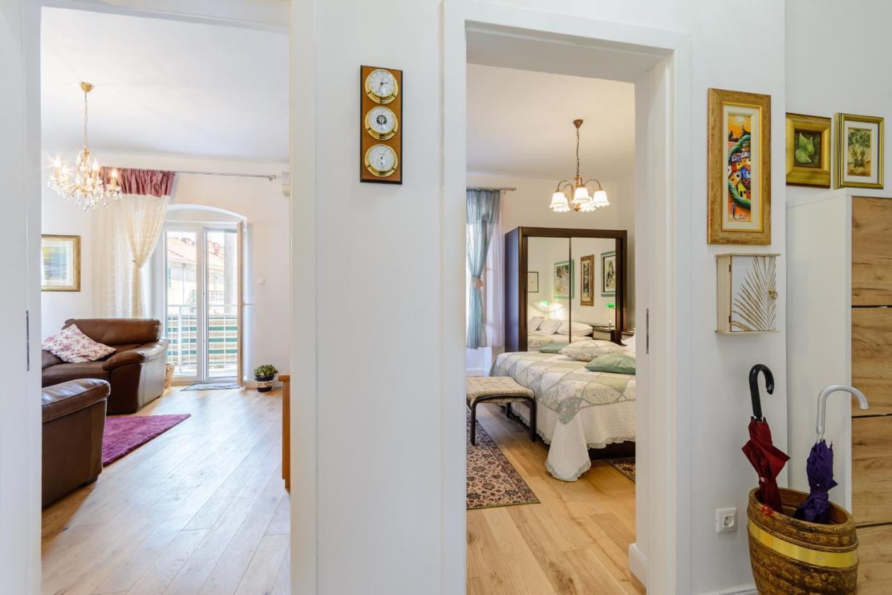Apartamento Bird Lamp Luxury Bacvice, Split