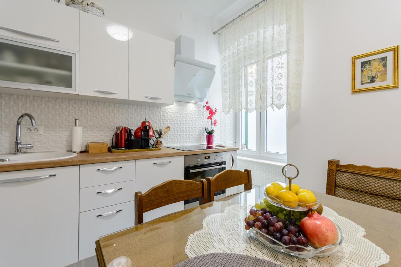 Apartamento Bird Lamp Luxury Bacvice, *