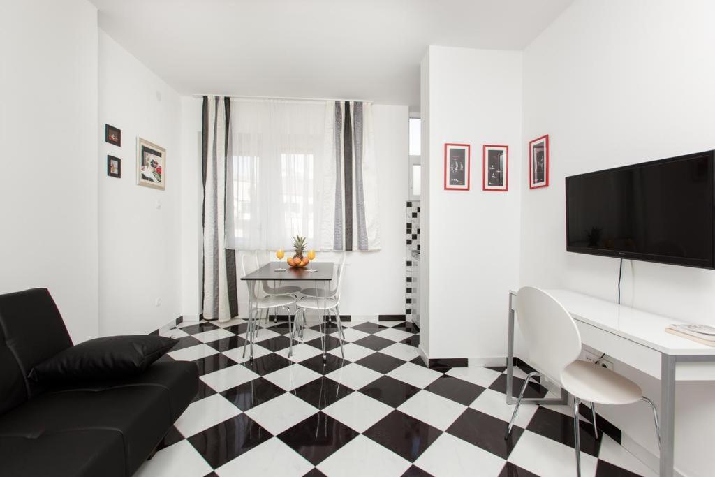 Appartement Blue Pearl Split