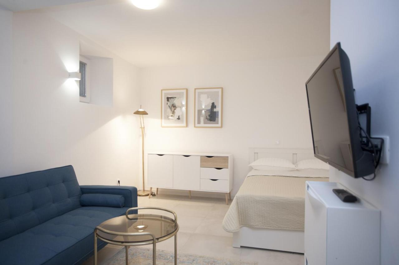 Apartment Studio Jon *