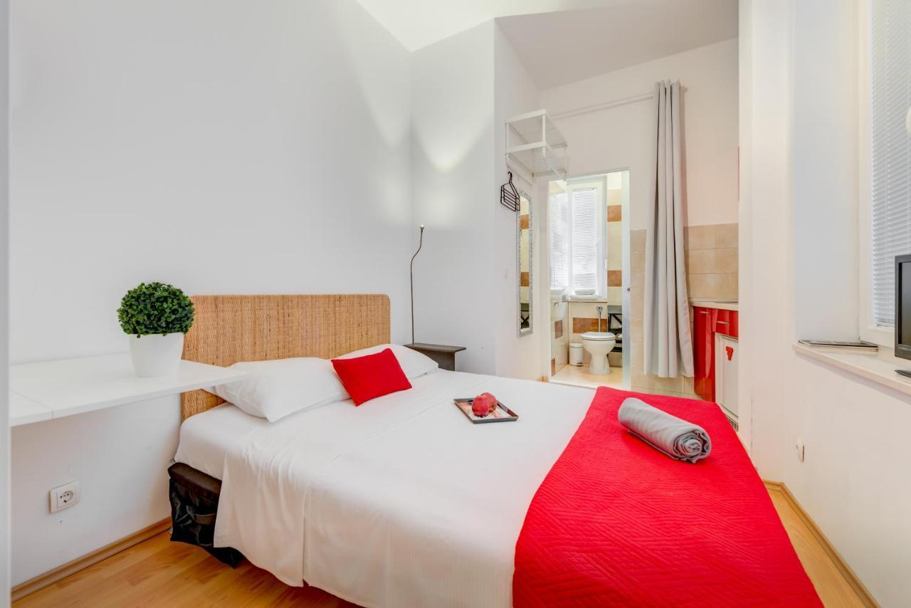 Riva Lucija Apartment Split