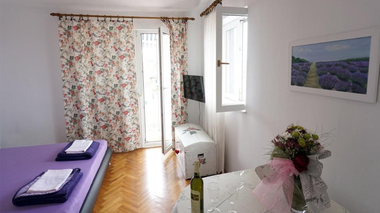 Muco Varos Apartment