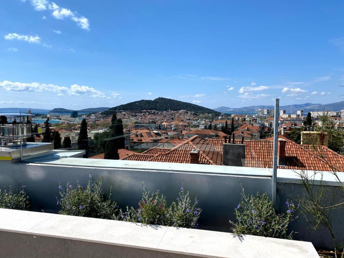 Penthouse Marchi By Aula Apartman *