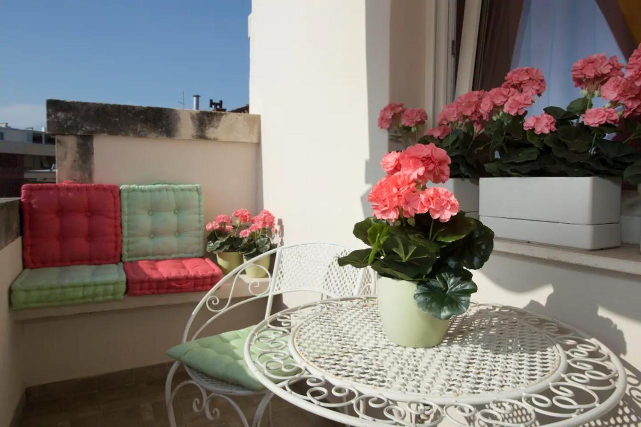 Butterfly With Sea View Apartment *