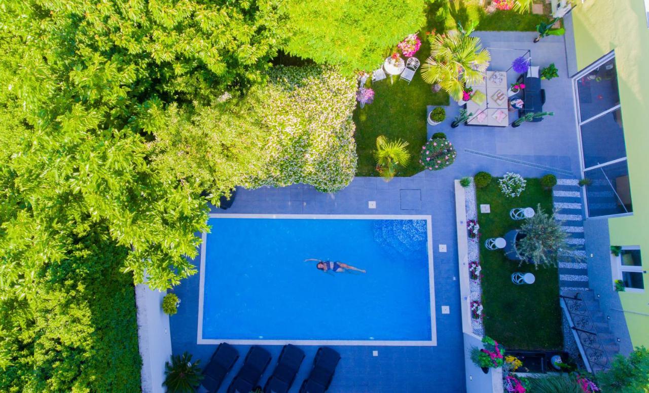 ***Green Dream***- Villa In Split *