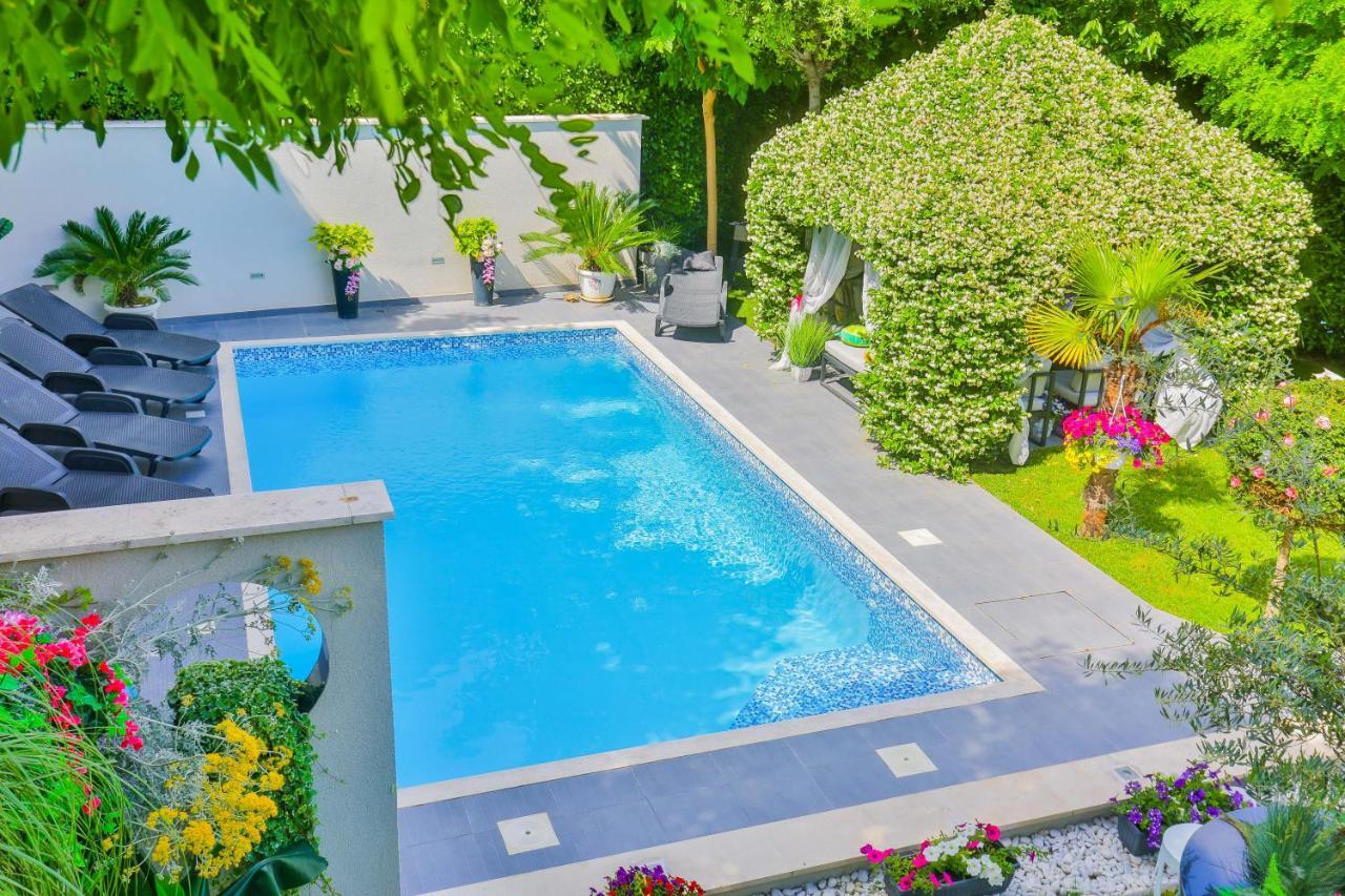 ***Green Dream***- Villa In Split Pousada