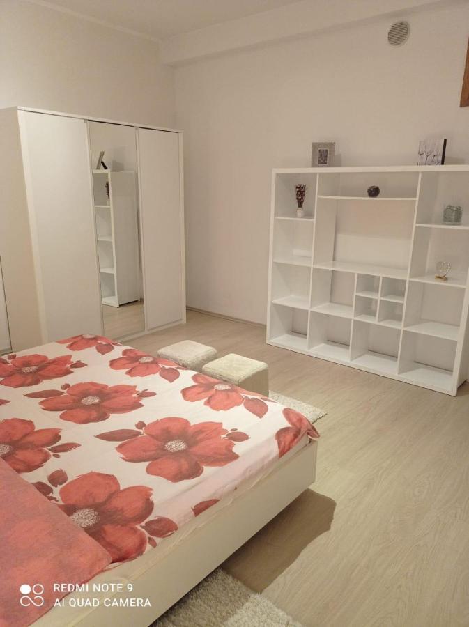 Zenta Appartement *