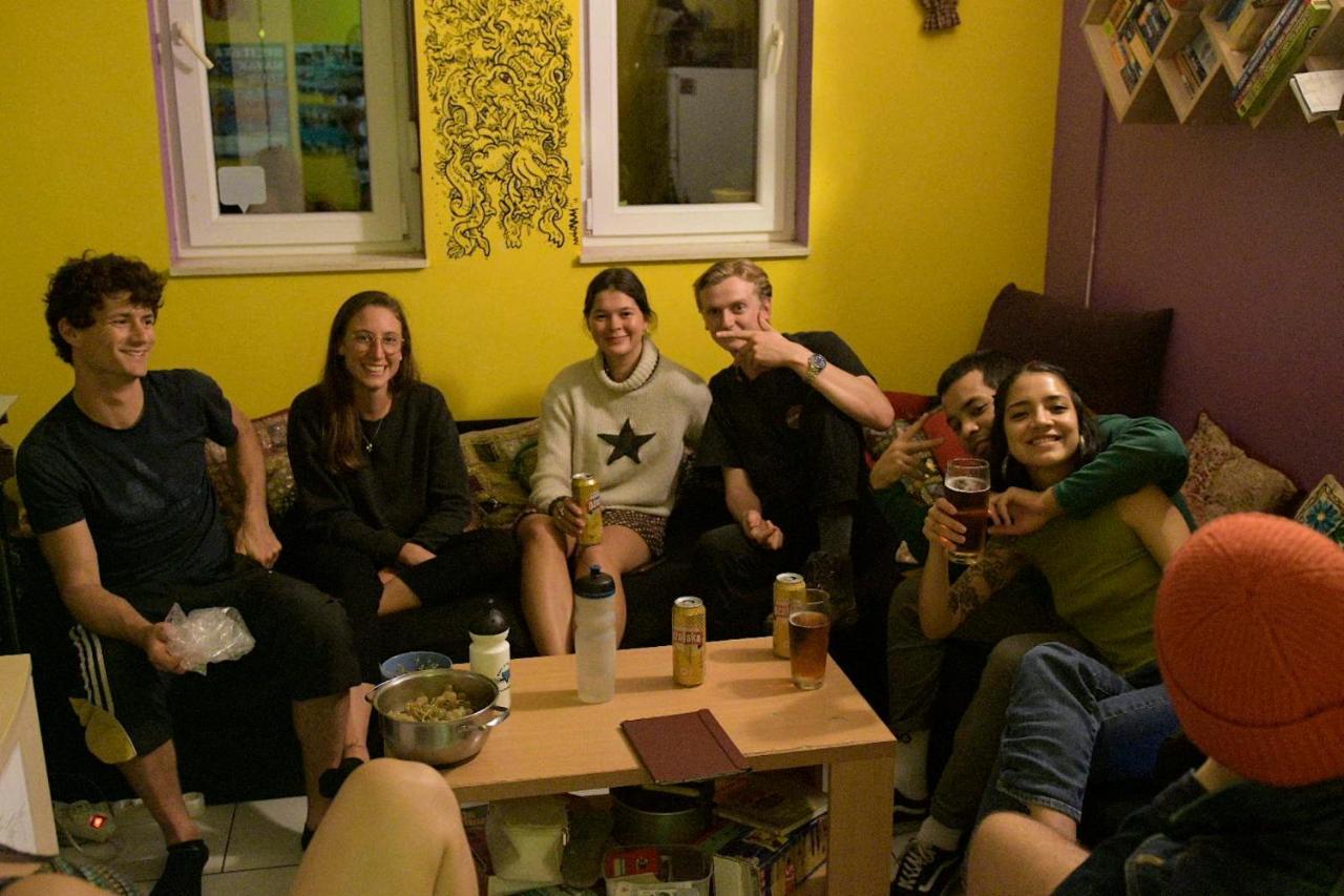 Hostel Outlanders Tribe