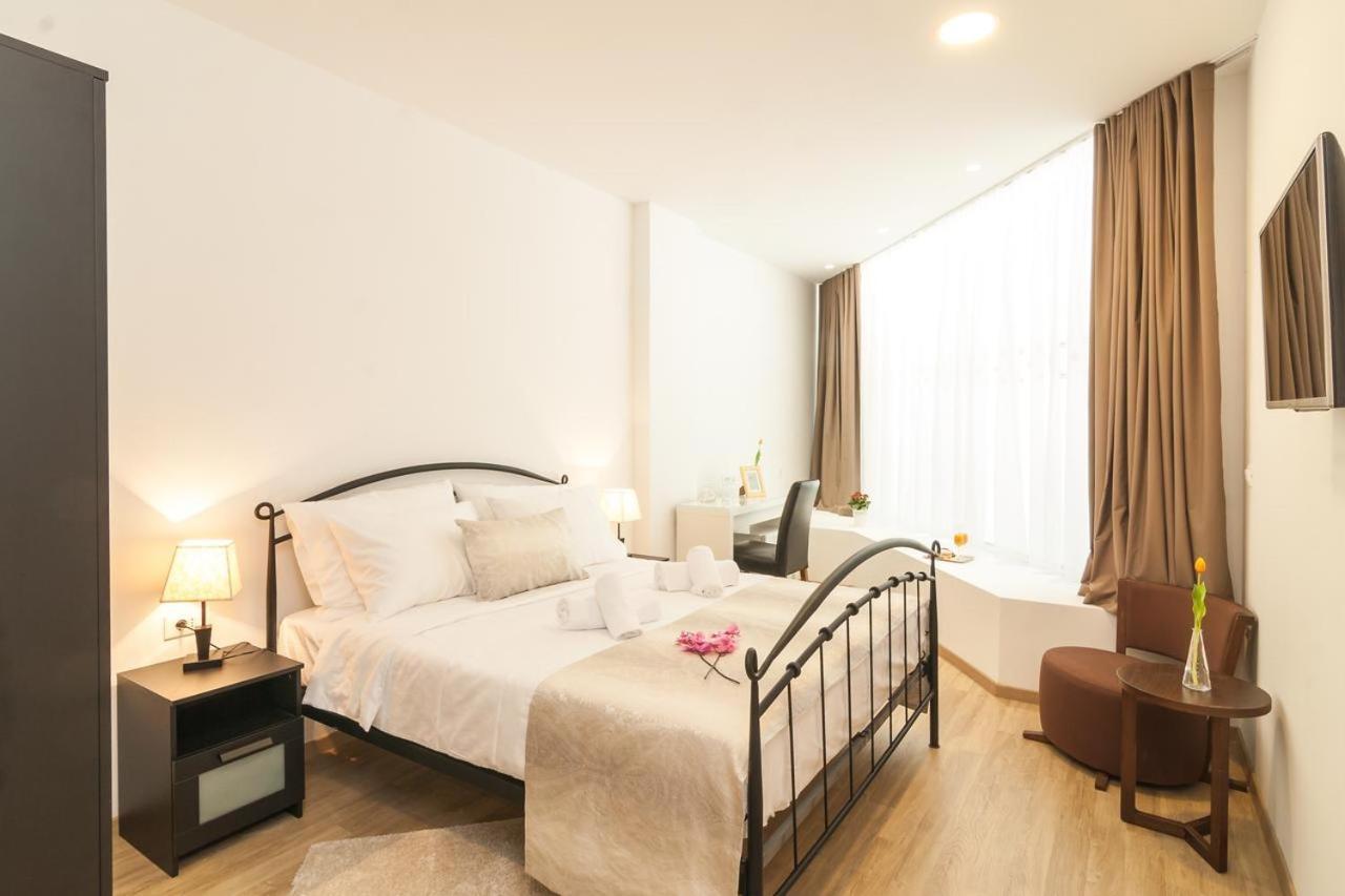 Via Domus 4*