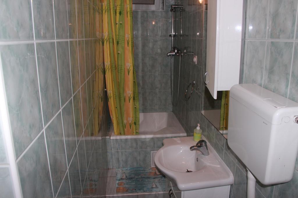 Guest house Guest House With Garden - Zuvan Split