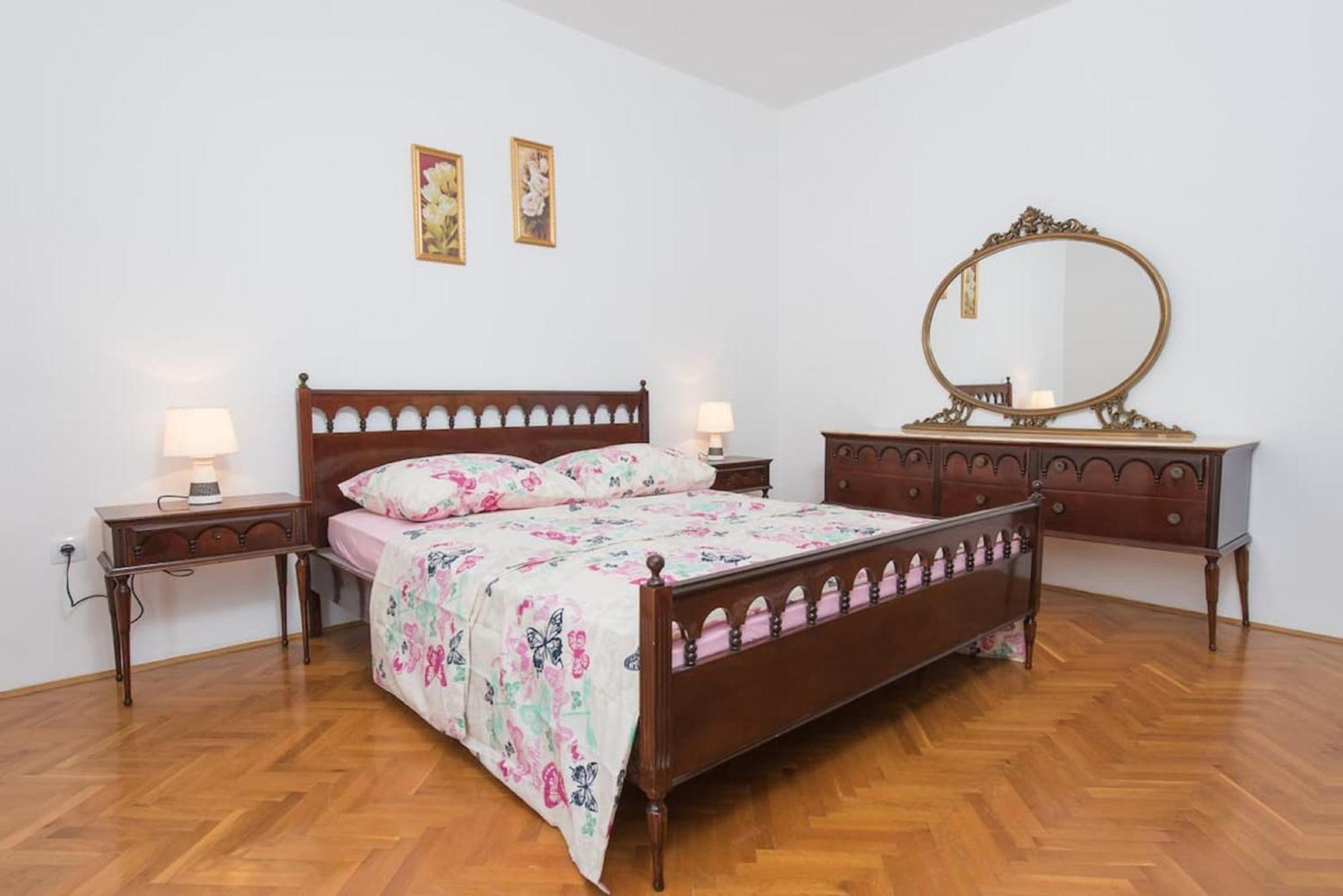 Apartment Dzeki