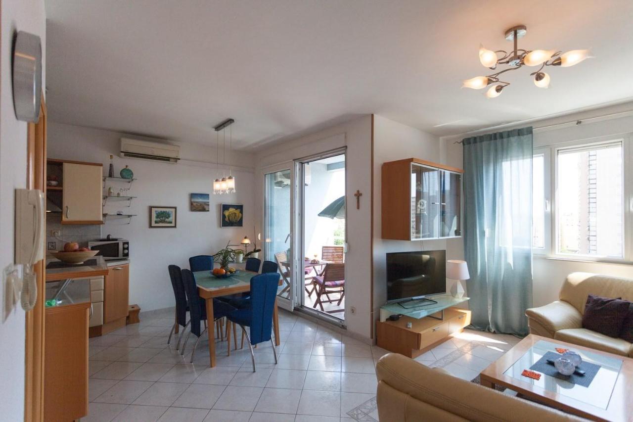 Exclusive Sea View Apartment