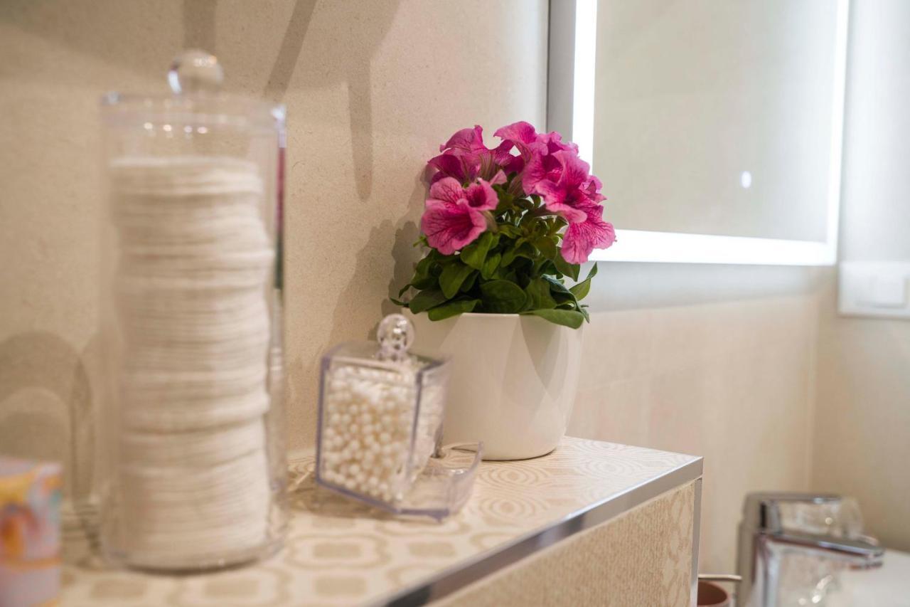 Amaris Luxury Apartment *