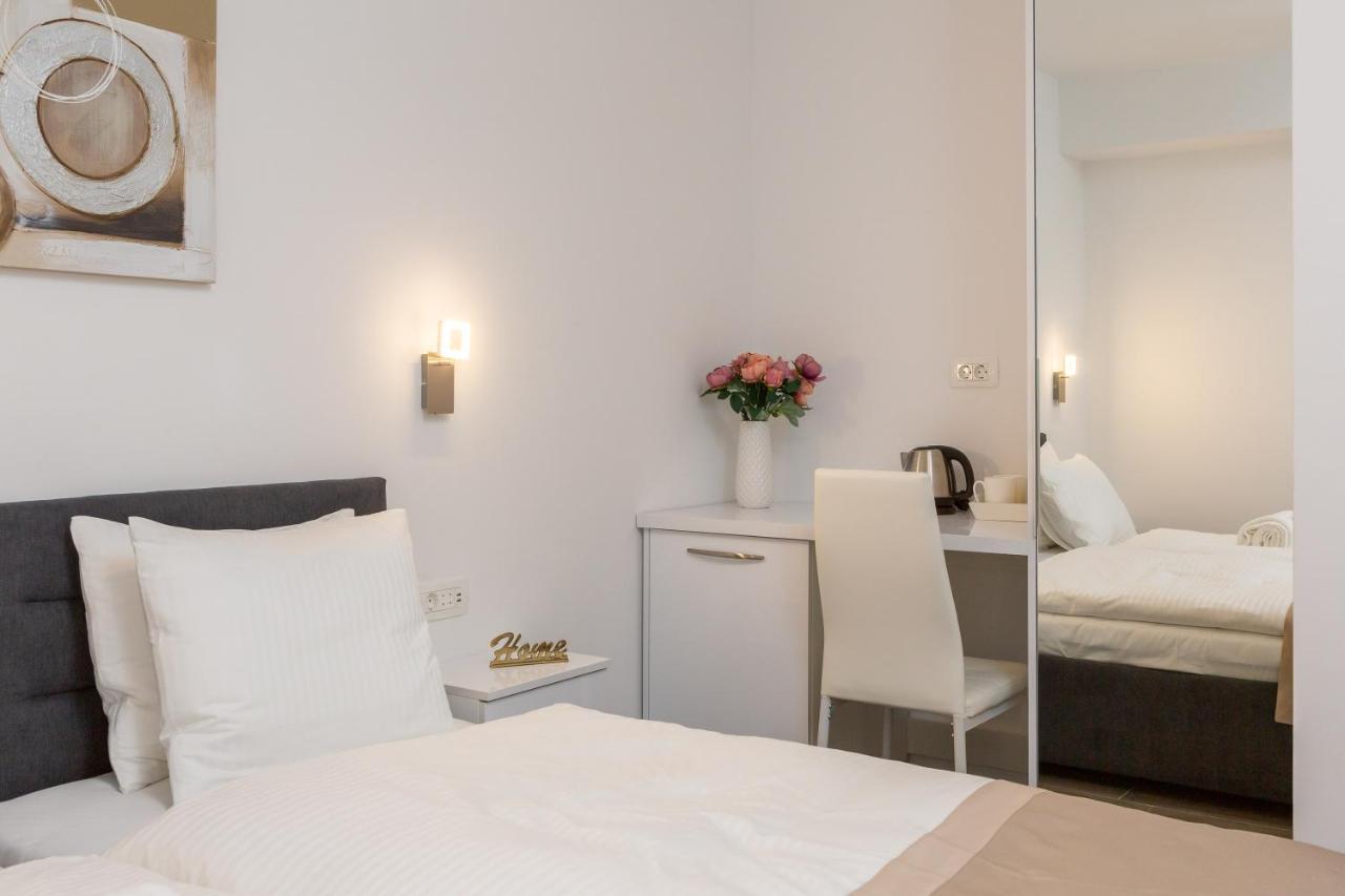 Luxury & Five Apartment Split