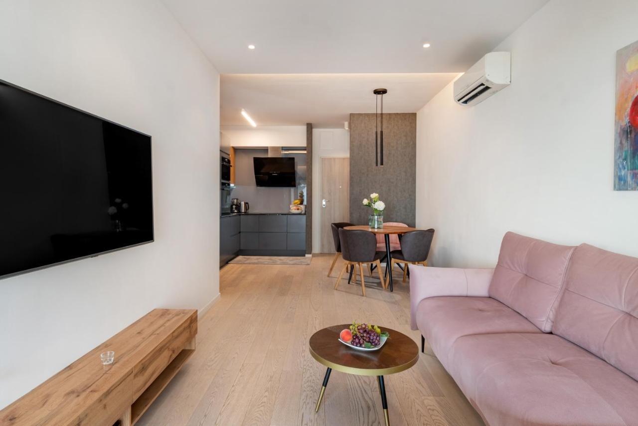 Appartement Zaloo, Luxury With Sea-view And Jacuzzi