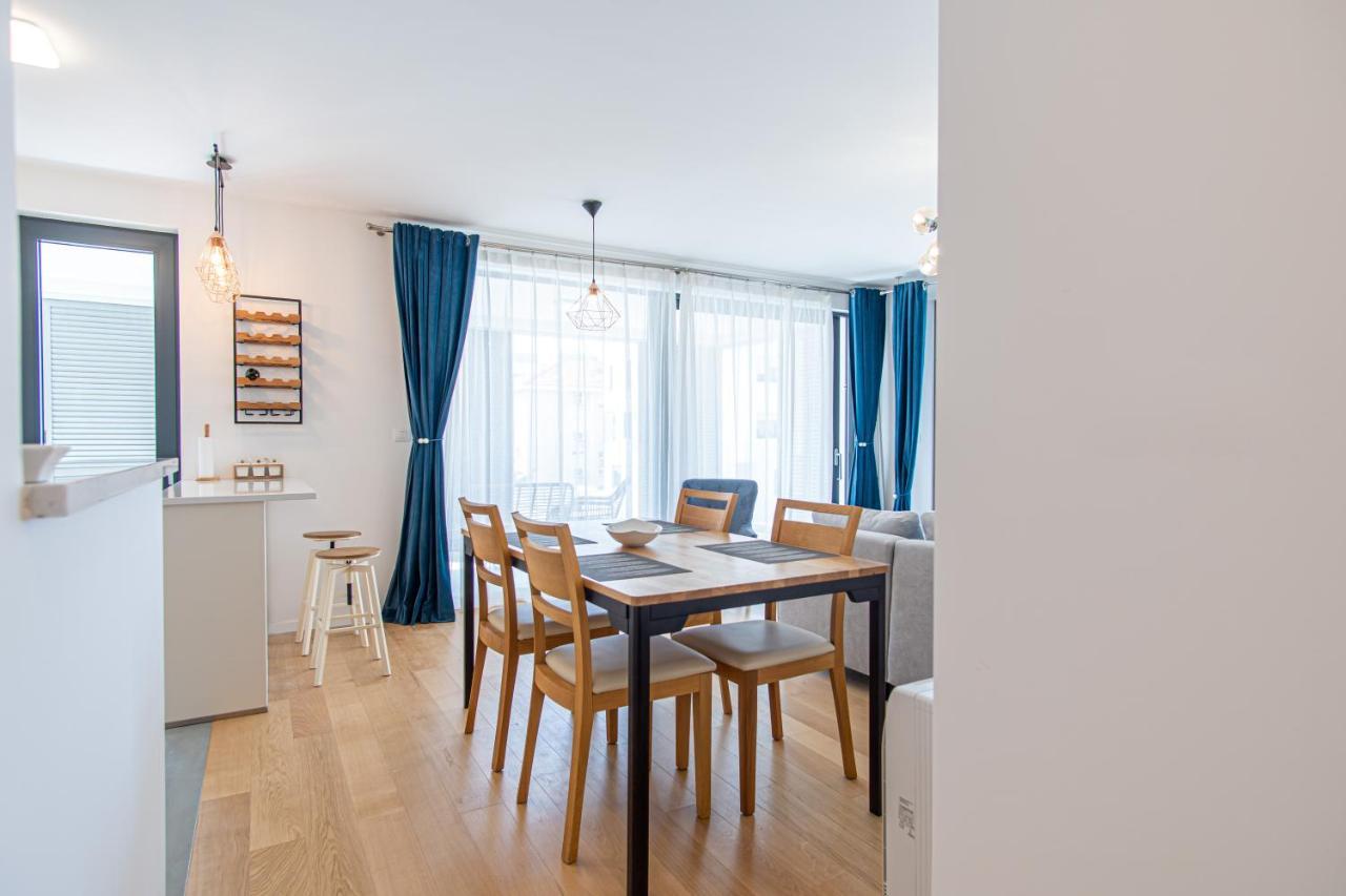 Ledeno Luxury Split