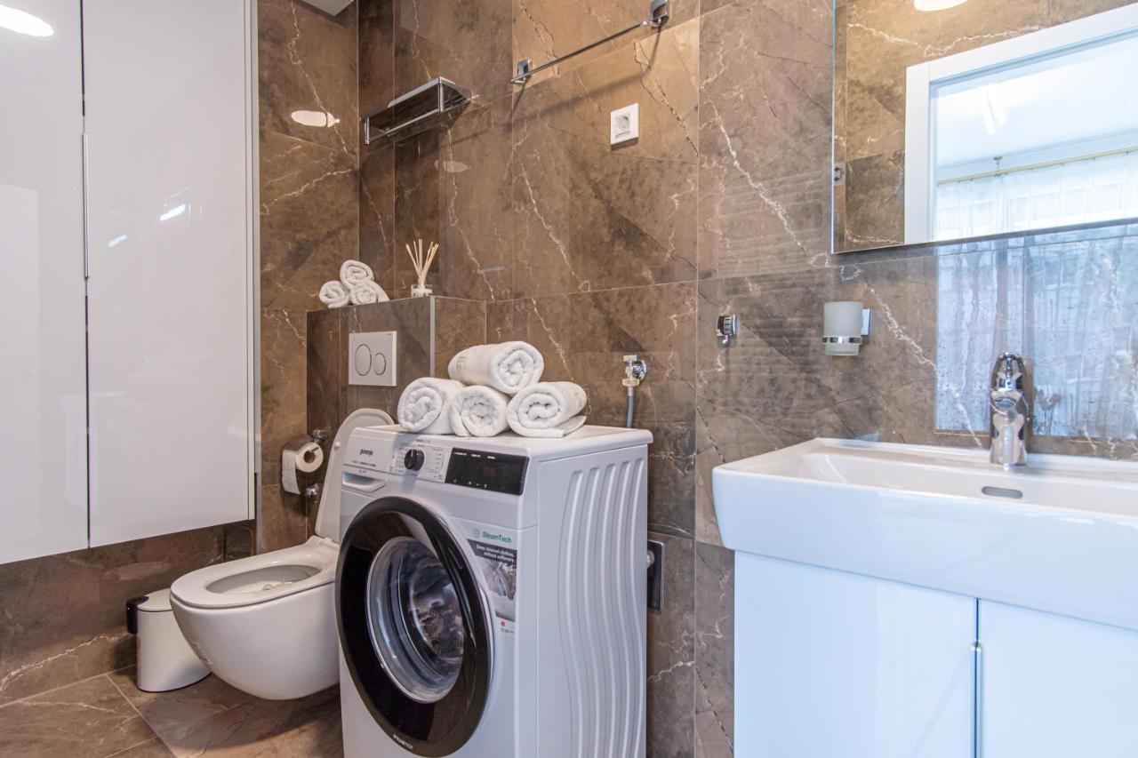 Ledeno Luxury