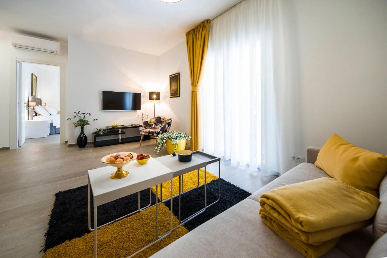 Amaris Luxury Apartment *