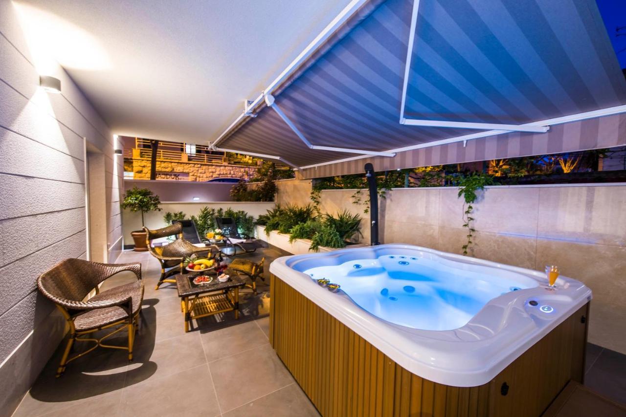 Amaris Luxury Apartment *