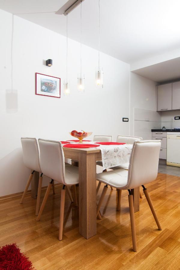 Zoi Apartment