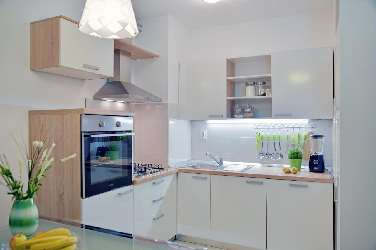 Apartment Green *