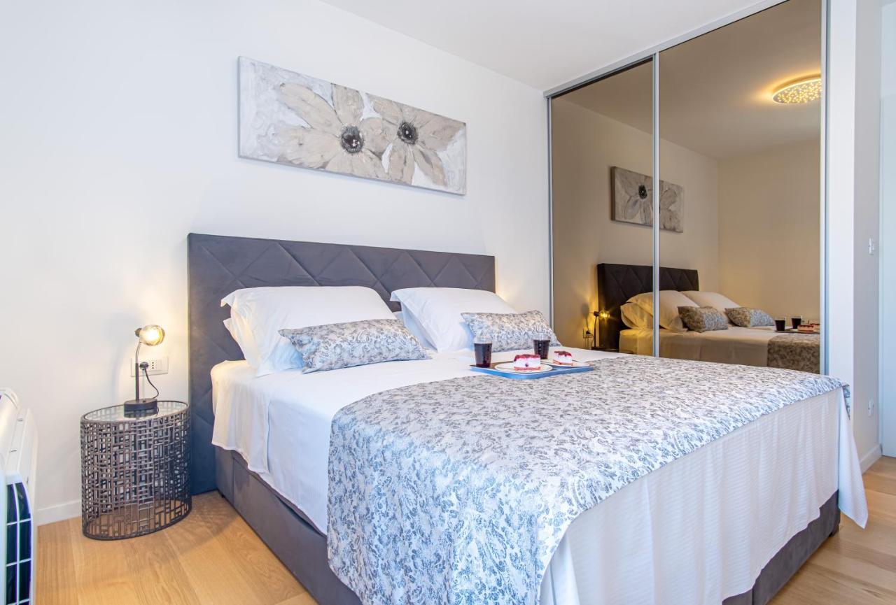 Euphoria Luxury Apartment *