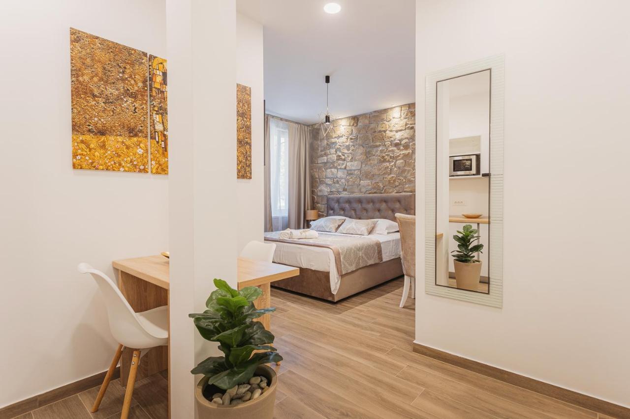 Apartment Four Elements Split