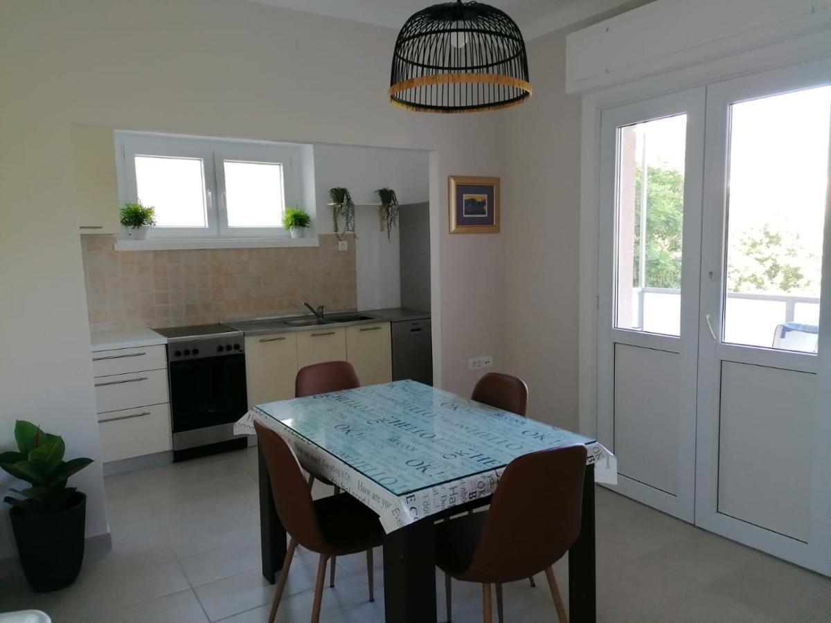 K & M Apartment Split