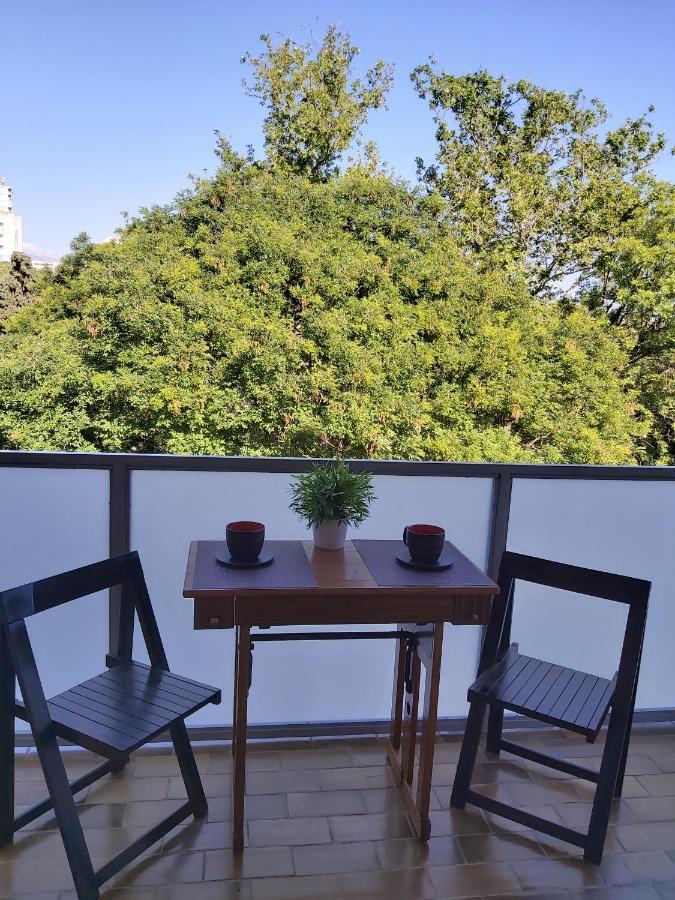 Apartment K & M *