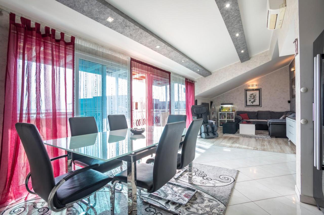 Luxury Spacious Near Znjan W Sea View Split