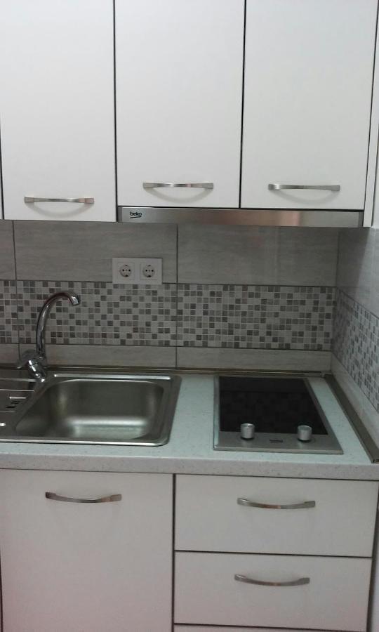 Ana Apartment Split