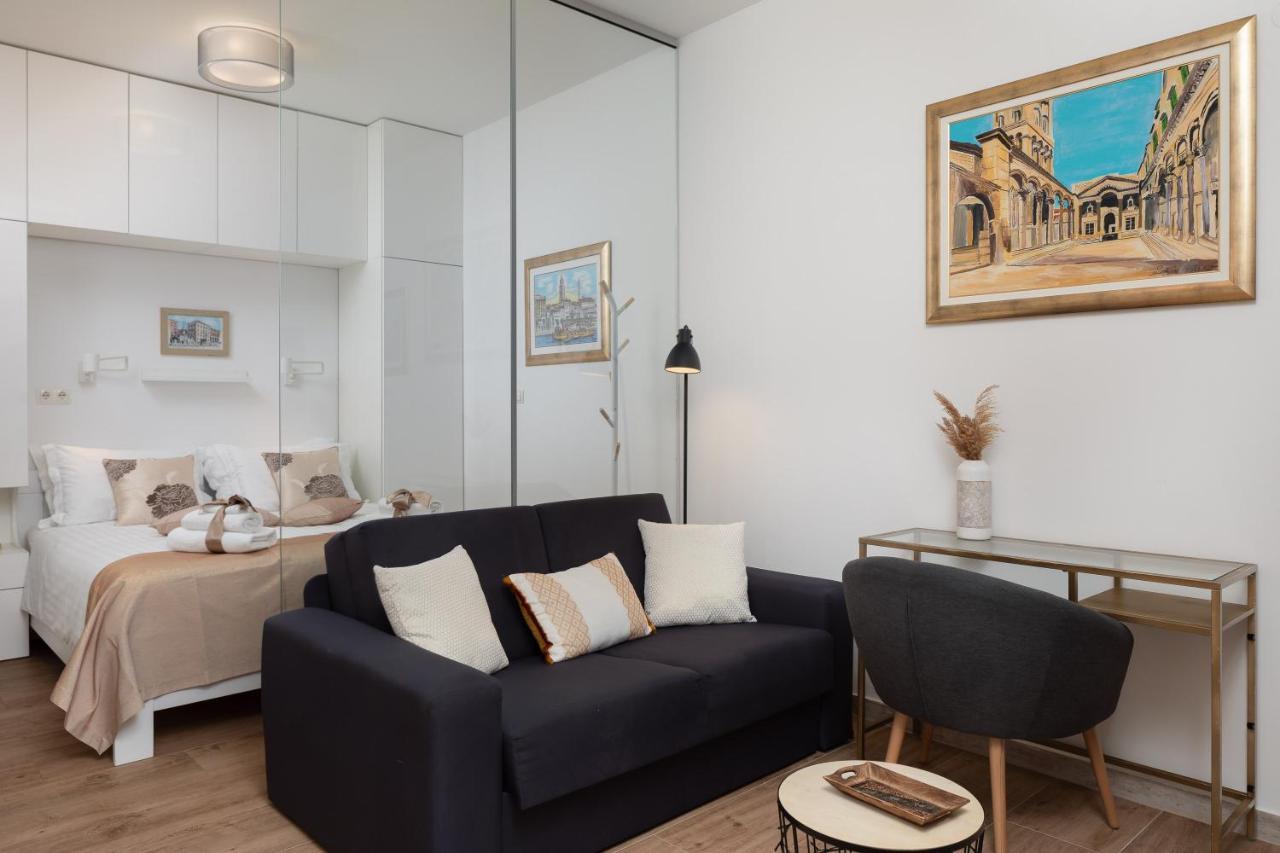 Jojo - Feel The City's Heartbeat Apartment Split