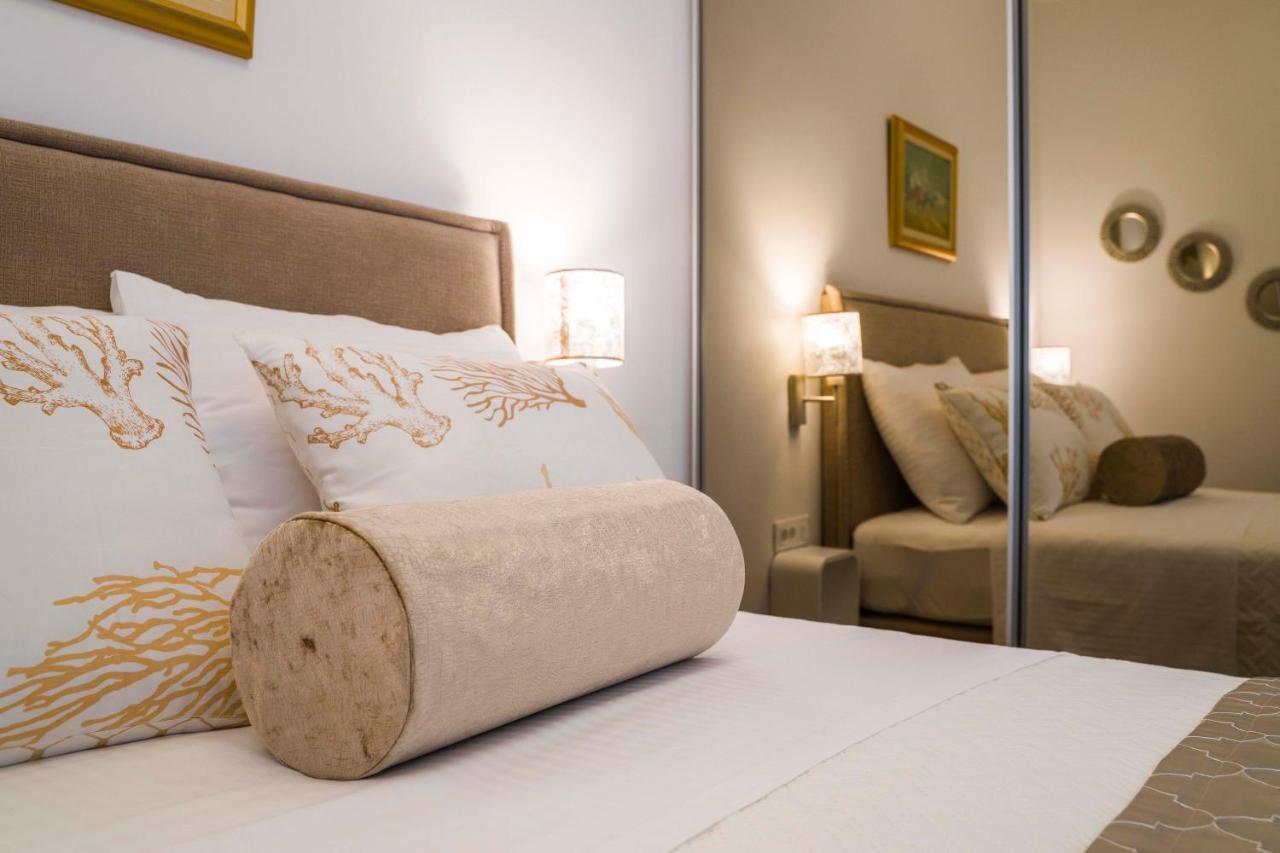 Amaris Luxury Apartment *