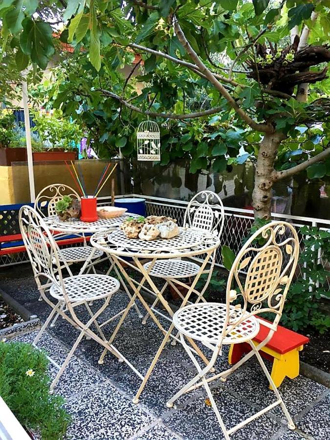 Yellow, Red & Blue Appartement Split
