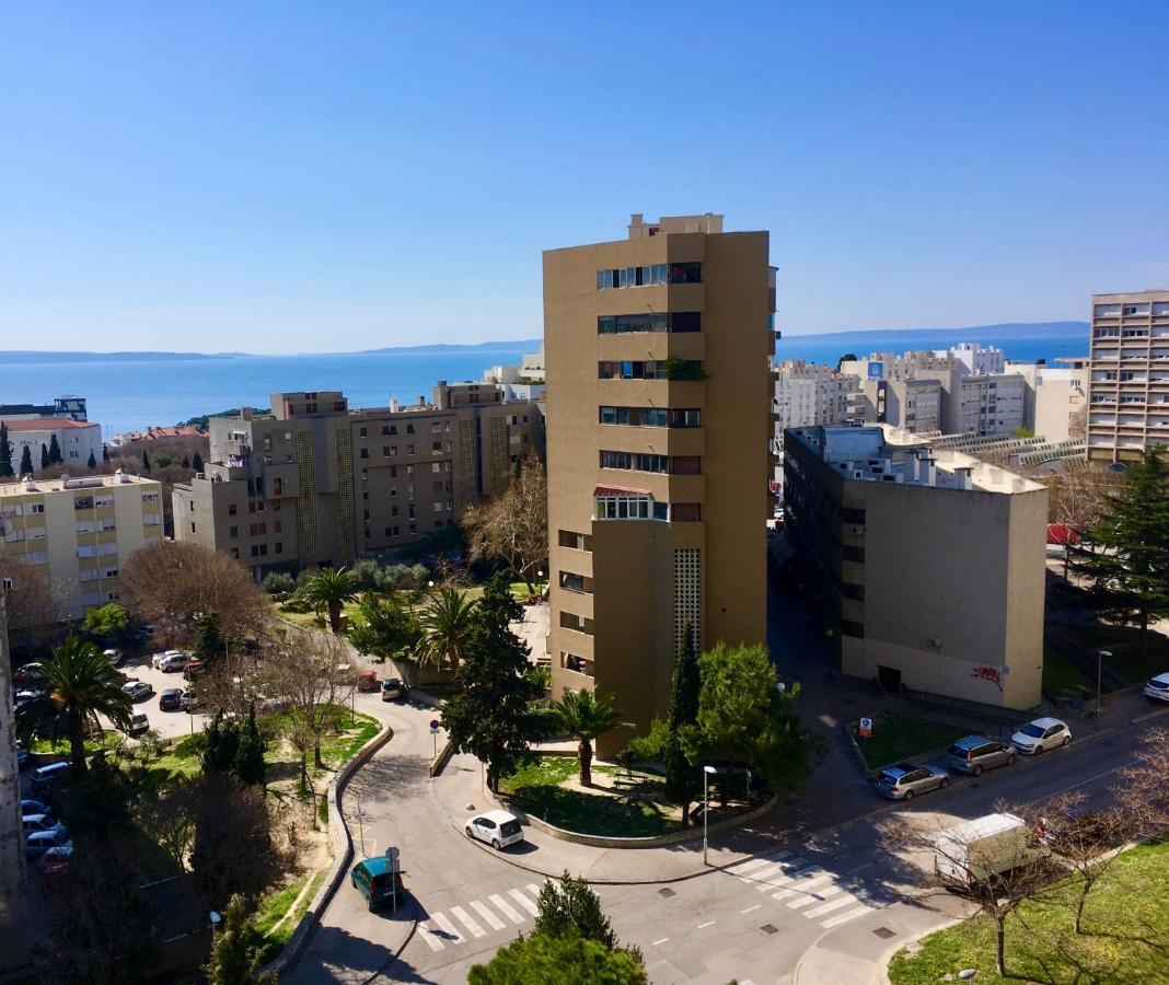 Argo Apartment *