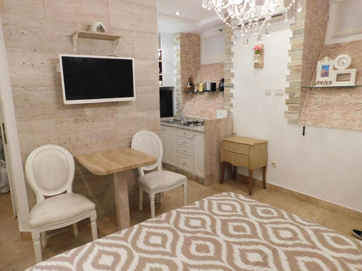 Studio A Priori Apartment