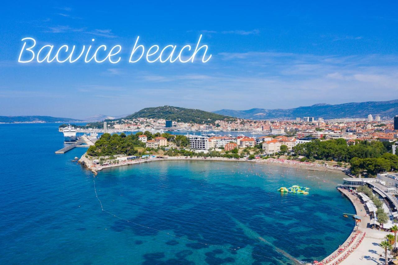 Mini Palais - Beachfront, 5 Min Center, Terrace